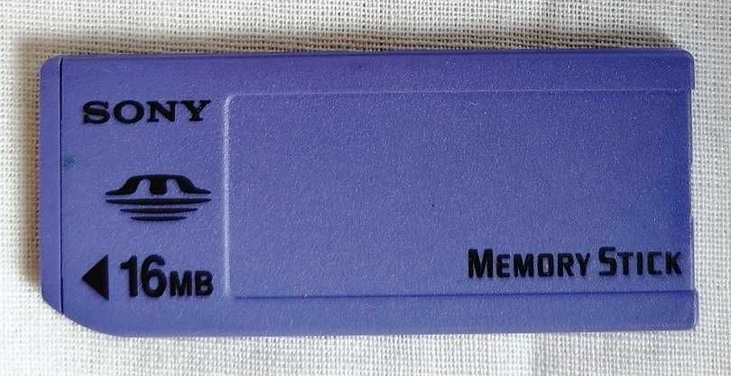 Фотоапарат SONY Cybershot DSC P-10