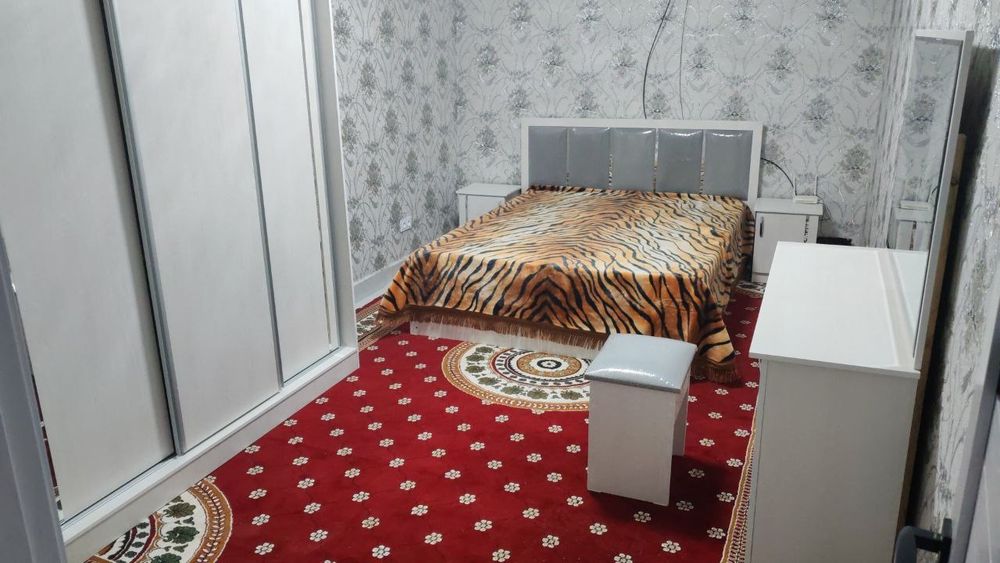 Продаётся квартира полуподвал