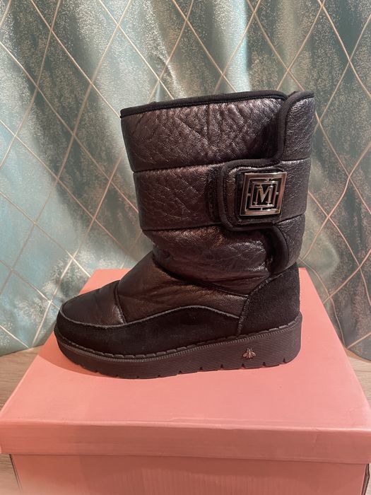 Продам зимние детские сапоги для девочек