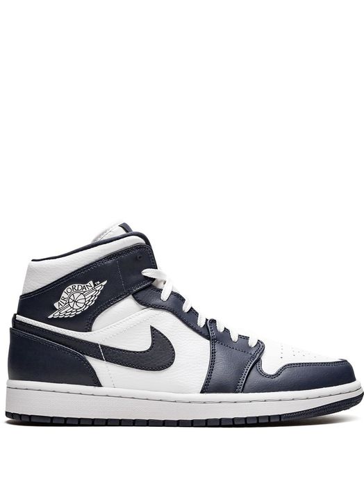 Air Jordan 1 Mid Obsidian 42
Mărime: 42
Condiție: noi în cutie 
Preț: