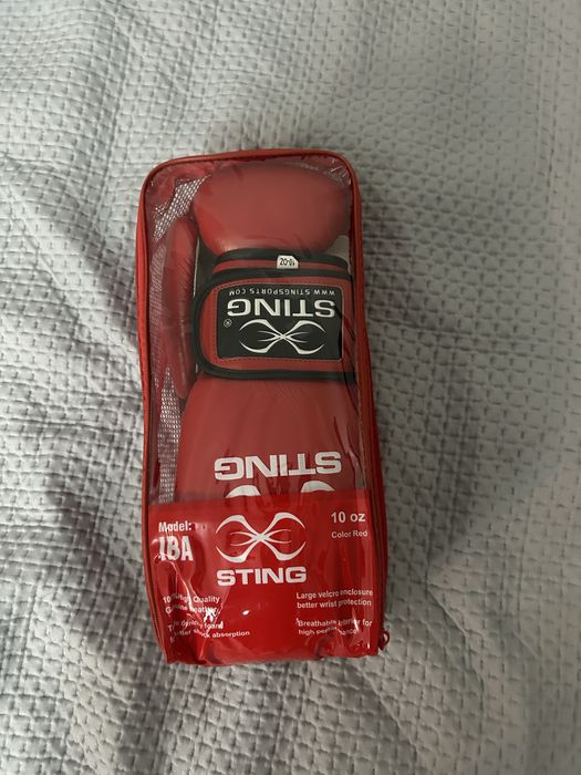 Боксерские перчатки Sting