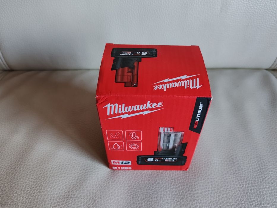 Ciocan rotopercutor Milwaukee M12 CH