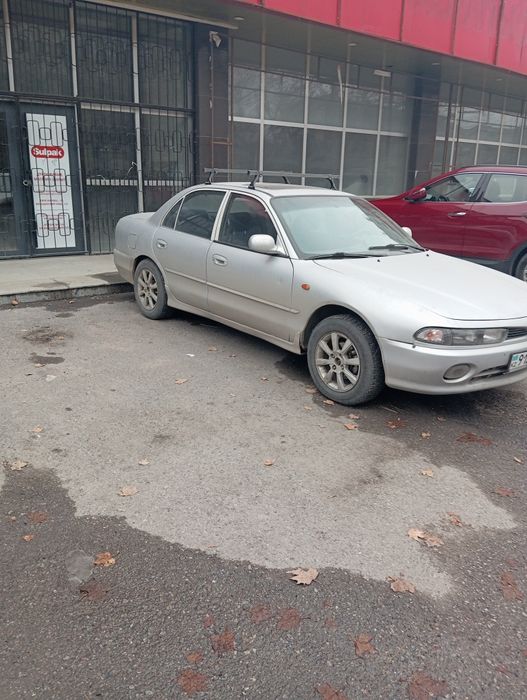 Митсубиси Галант