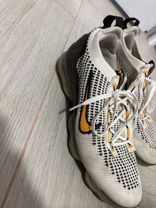 Обувки Nike Vapormax размер 42