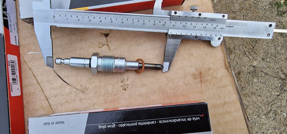 Bujii incandescente tractor fiat 211 215 411.415 311.312.315 fiat 75**