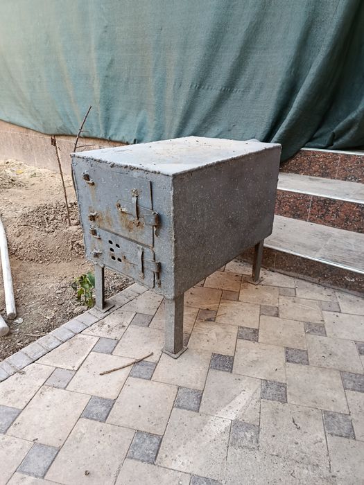Печка бу и титан новый.
