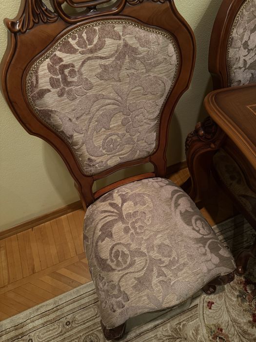 Шикарный обеденный стол + 10 стульев