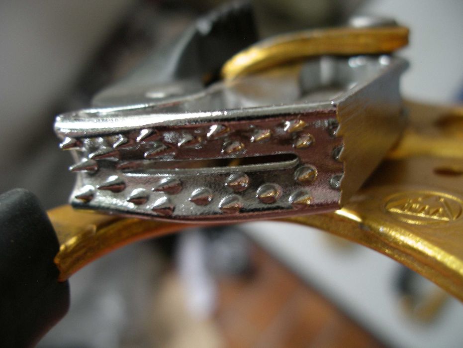 Самохвти   PETZL