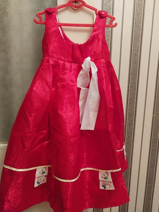 Платье  детское.
