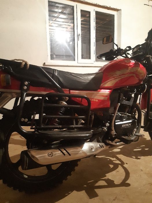 Gsx susuki 200cc