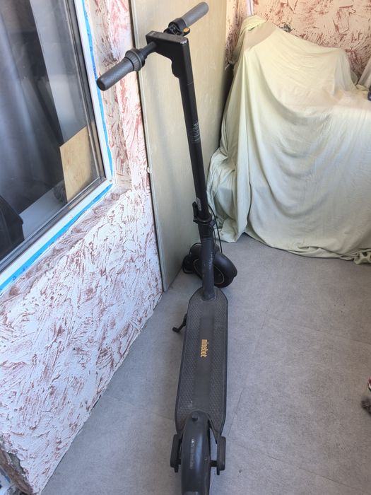 Продам самокат Ninebot KickScooter MAX G30