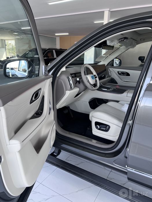 Geely Galaxy M9 210km