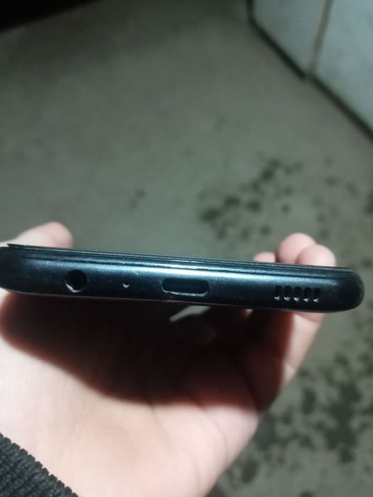 SAMSUNG A03S xotira 64/4 ayfon 6 7ga obmen bor