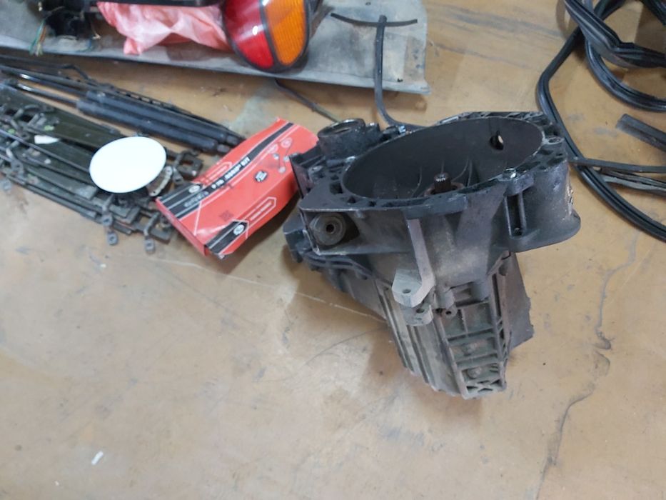 Фолксваген  Шаран 1.9 110  кс.1999година.