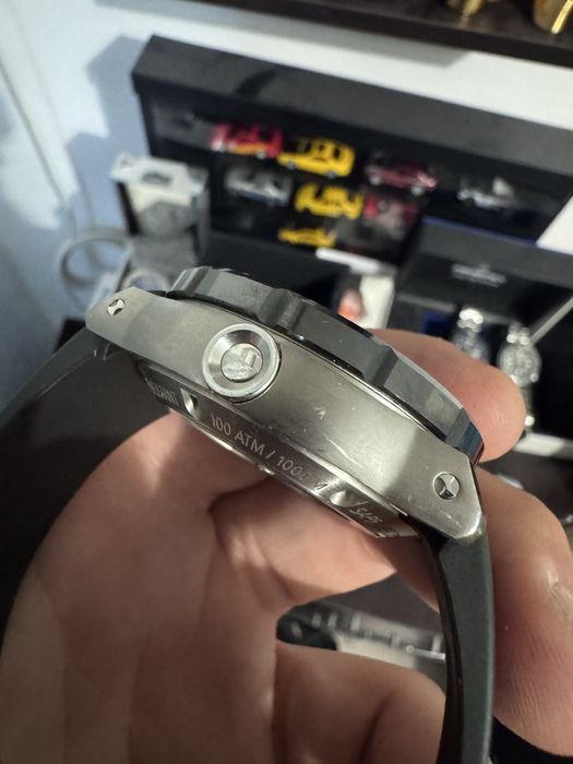 Часовник Edox CO-1