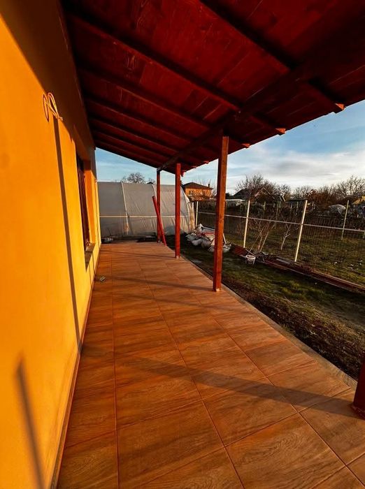 Vând casa P+1-Chiscani
