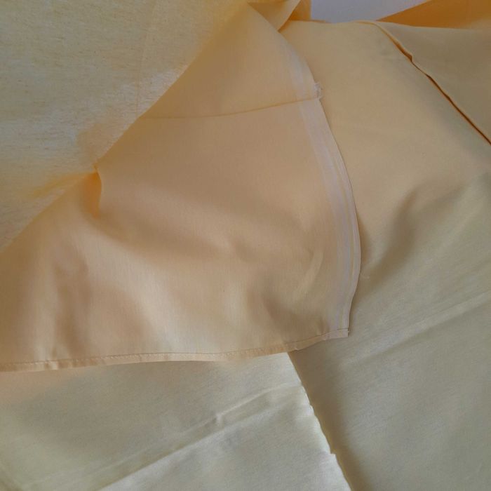 Чаршафи 230/200; чаршафи с ластик 100/200; торби 150/200 памук, нови