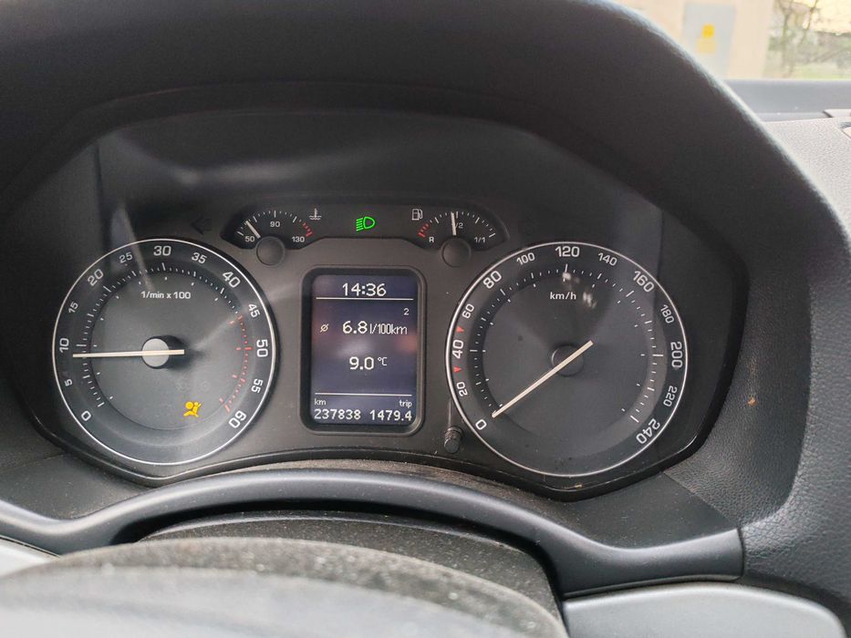 Продавам Шкода Октавия 1.9 4х4 6.ск