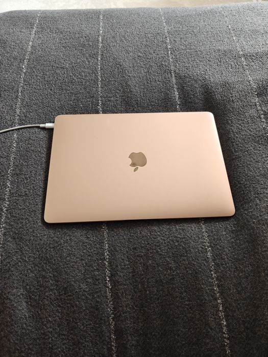 Macbook Air 2018 Rose Gold
