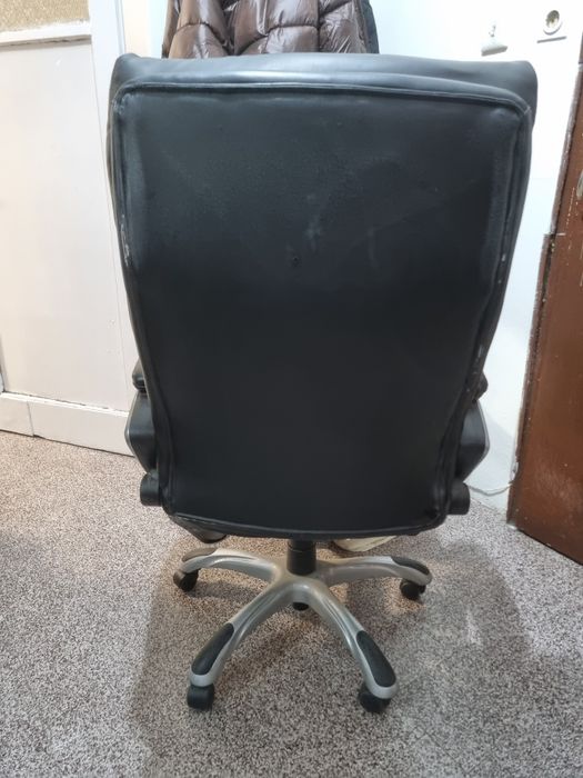 Директорски офис стол