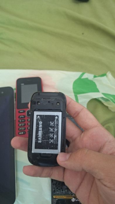 Телефоные запчасти