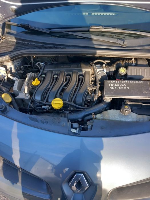 Renault Clio 3,1.6 16v benzină. Masina personala de 3 ani
