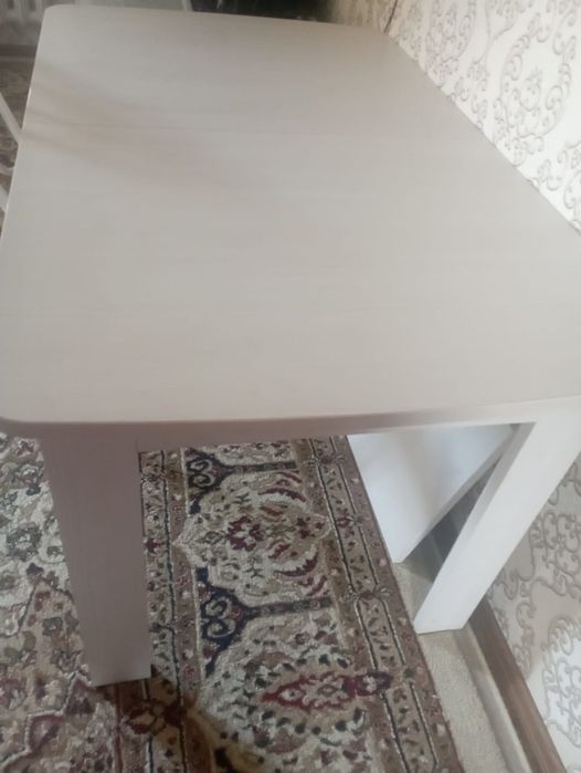 Продам стол новый