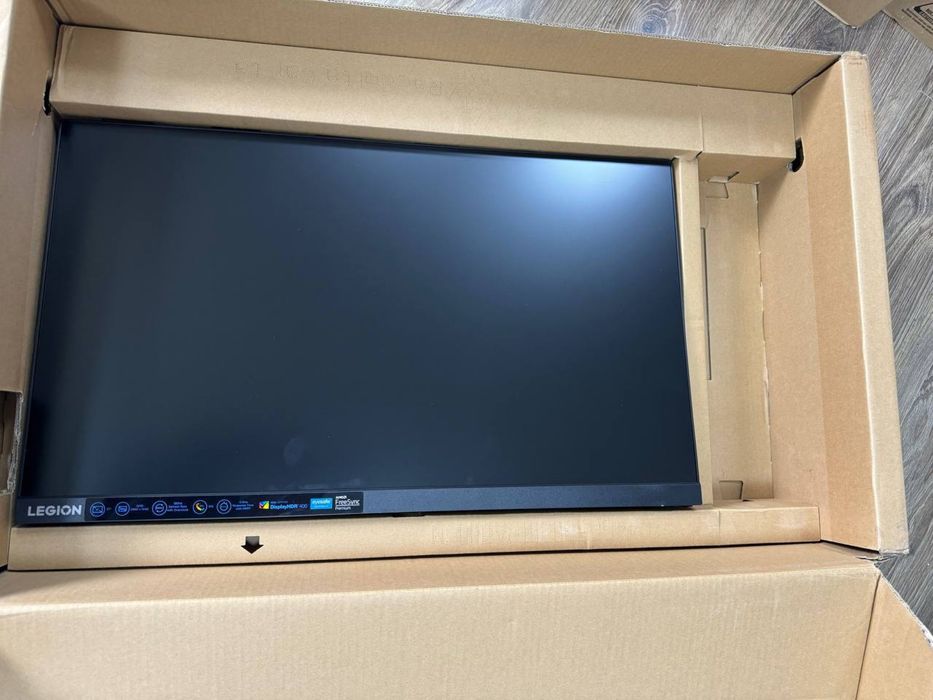 Монитор Lenovo R27q-30