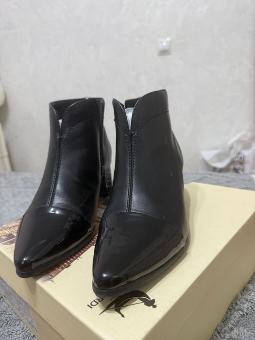 Продам сапоги демисизонные