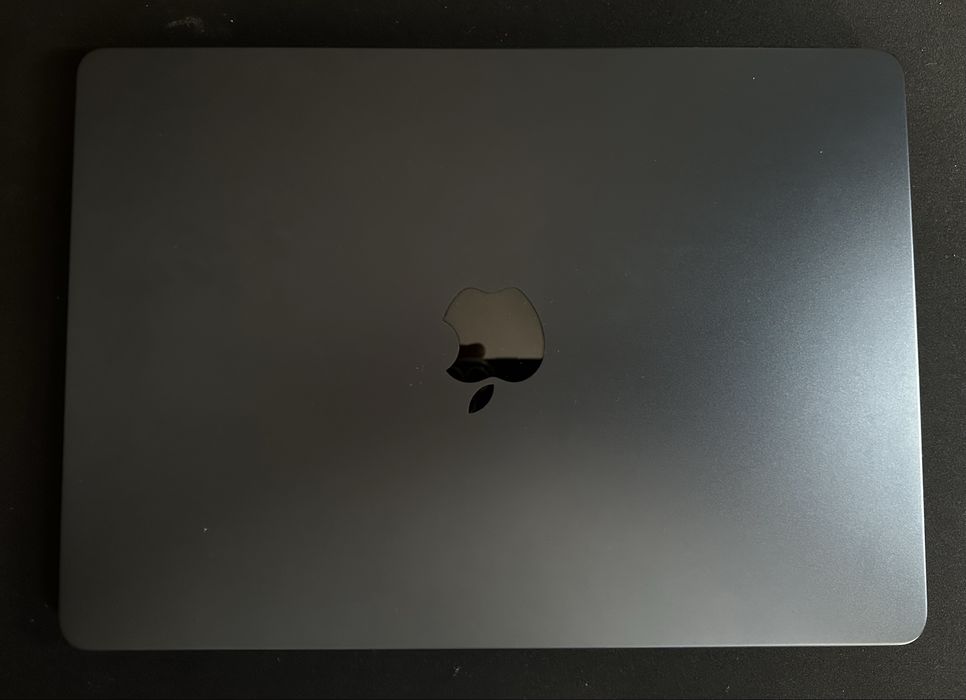 MacBook Air 13” M3 (2024), 8/256