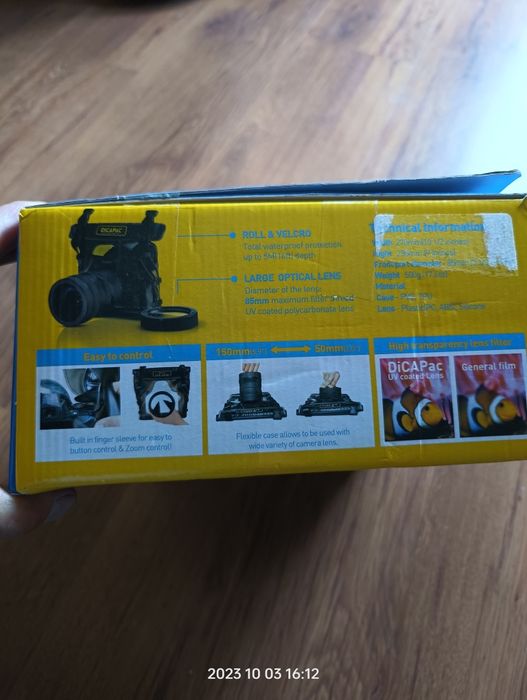 Carcasa protectie sbacvatica pentru DSLR