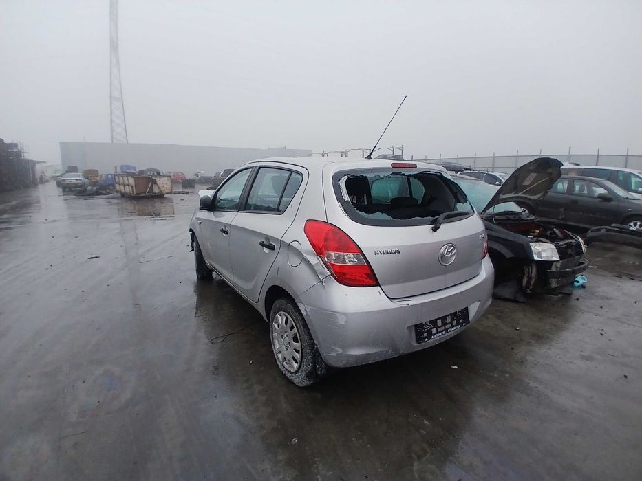 dezmembre hyundai i20