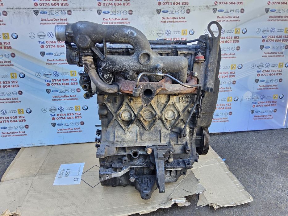 Motor Renault Trafic 1.9 F9Q Opel Vivaro 1.9 f9q Nissan Primastar injectoare