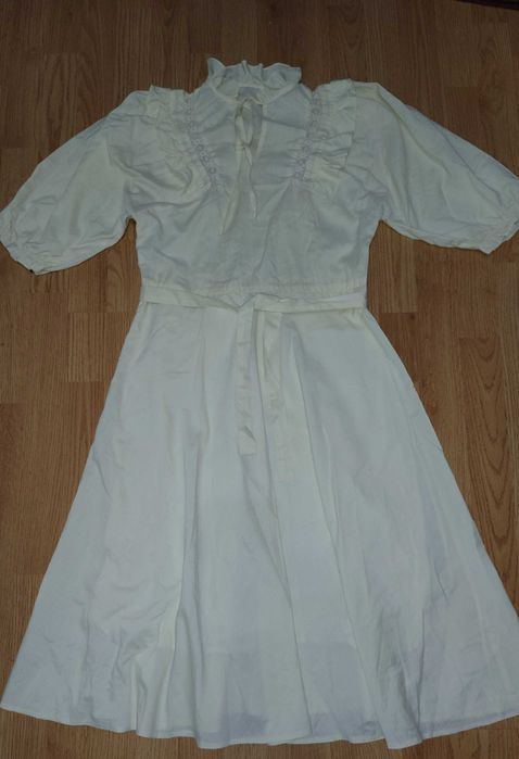 Rochie vintage cu dantela si fodre
