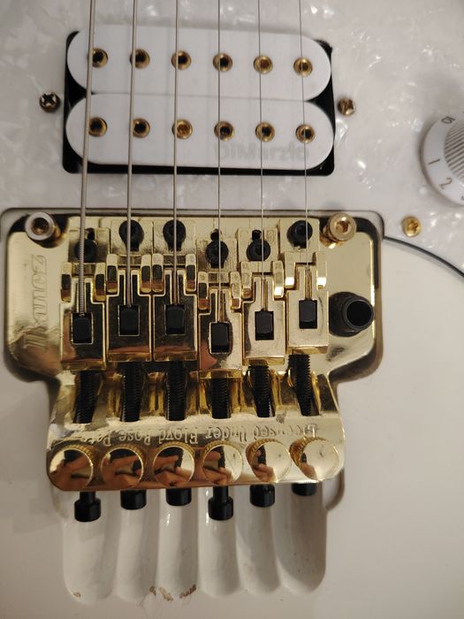 Ибанес гитару продаю