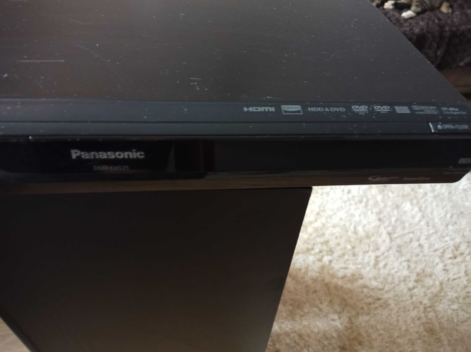 DVD recorder Panasonic DMR EH535 si LG RH589H cu HDD si telecomenzi