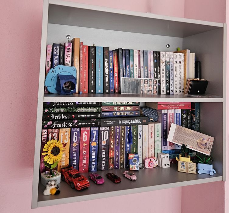 Розова детска стая.