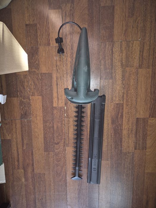 Кусторез электрический