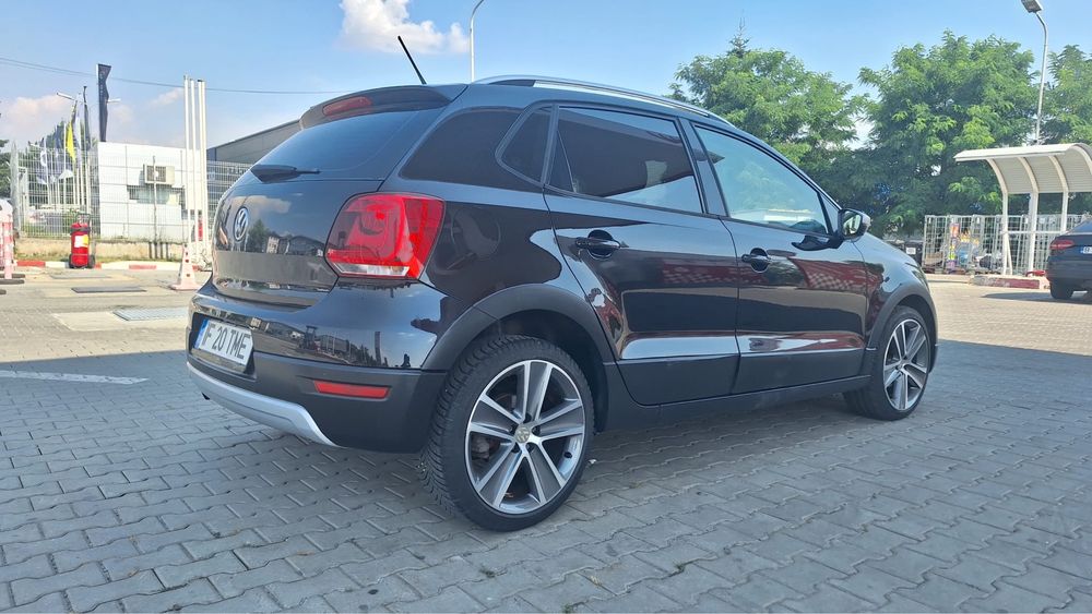 VOLKSWAGEN Polo 2012 — imagine 4