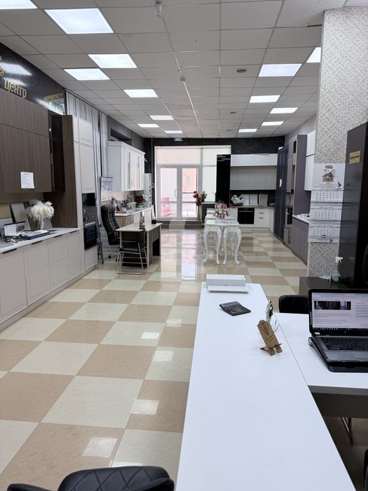 Сдам коммерческое помещение