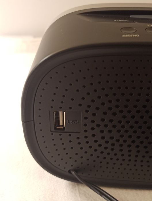 Grundig - Radio FM digital auto stop, Ceas, Alarmă, mufă USB