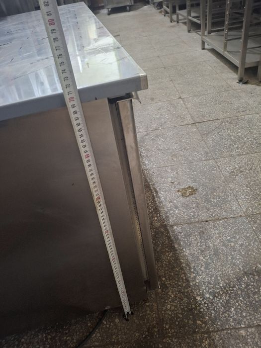 Хладилна маса база за уреди electrolux