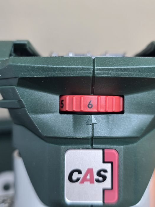 Акумулаторна  фреза  Metabo FMV 18 LTX BL 8