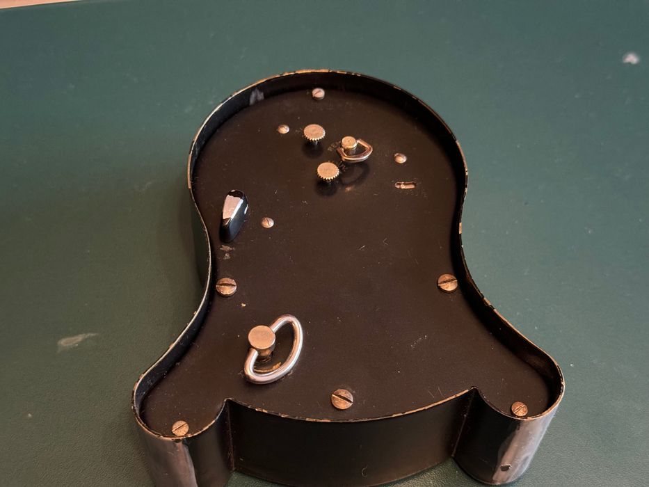 Ceas masa cu alarma “petite neuchateloise” jaeger