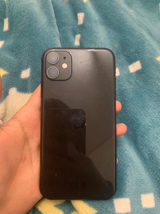 Продам IPhone 11 в хорошем состояний