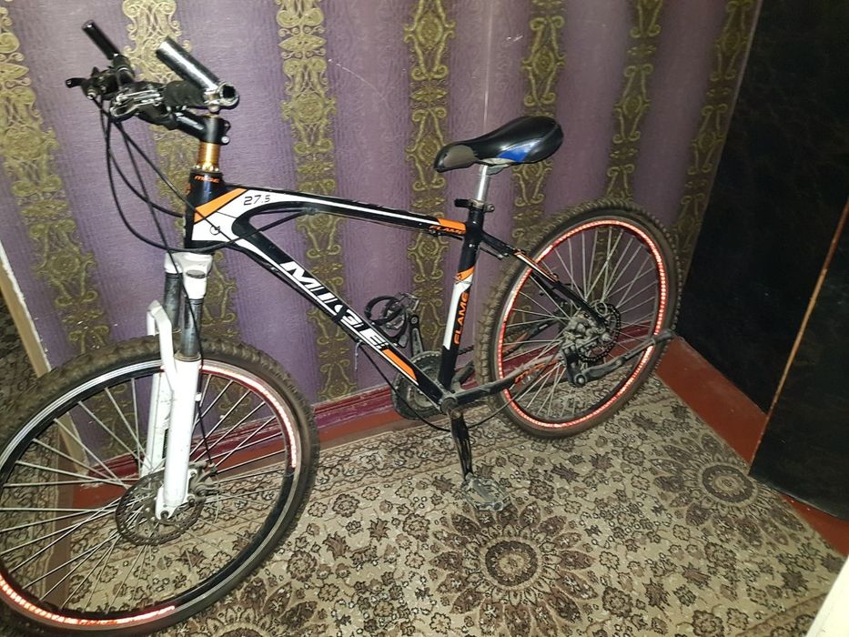 Велосипед спортивный