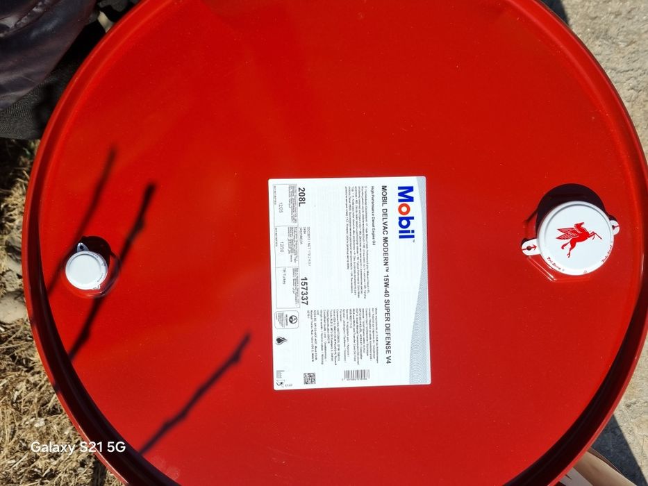 Total ineco 5w30 orginal EU  Mobil 15w40 orginal  100%