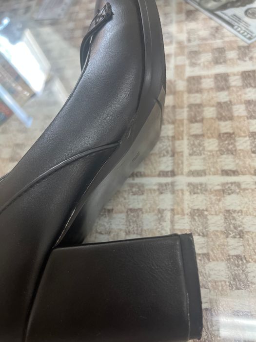 Продам туфли. В отличном состоянии . Размер 34