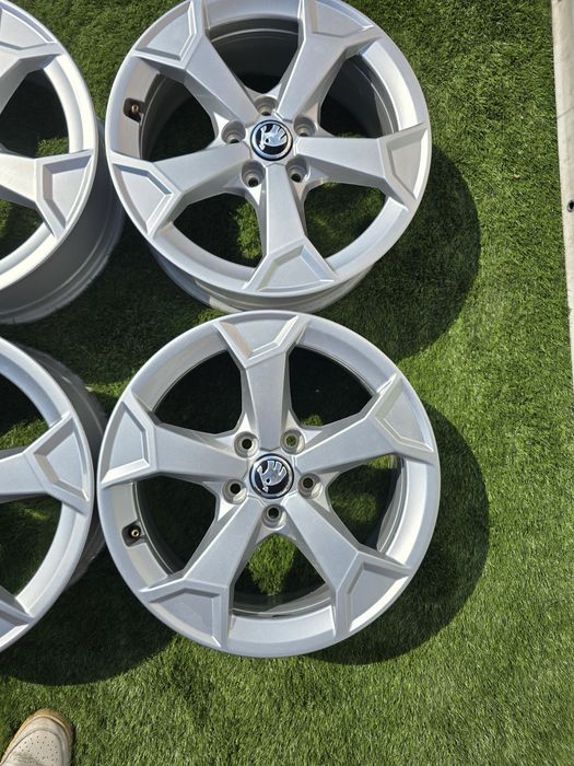 Jante skoda r17 5x112