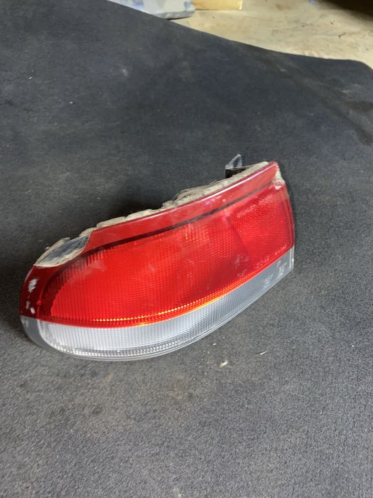 Задние фонари Мазда Кронос